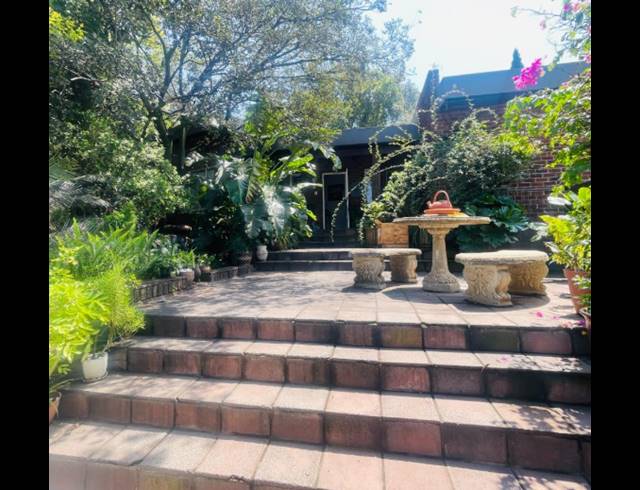 4 BEDROOM HOUSE FOR SALE IN ALBEMARLE EXT 2